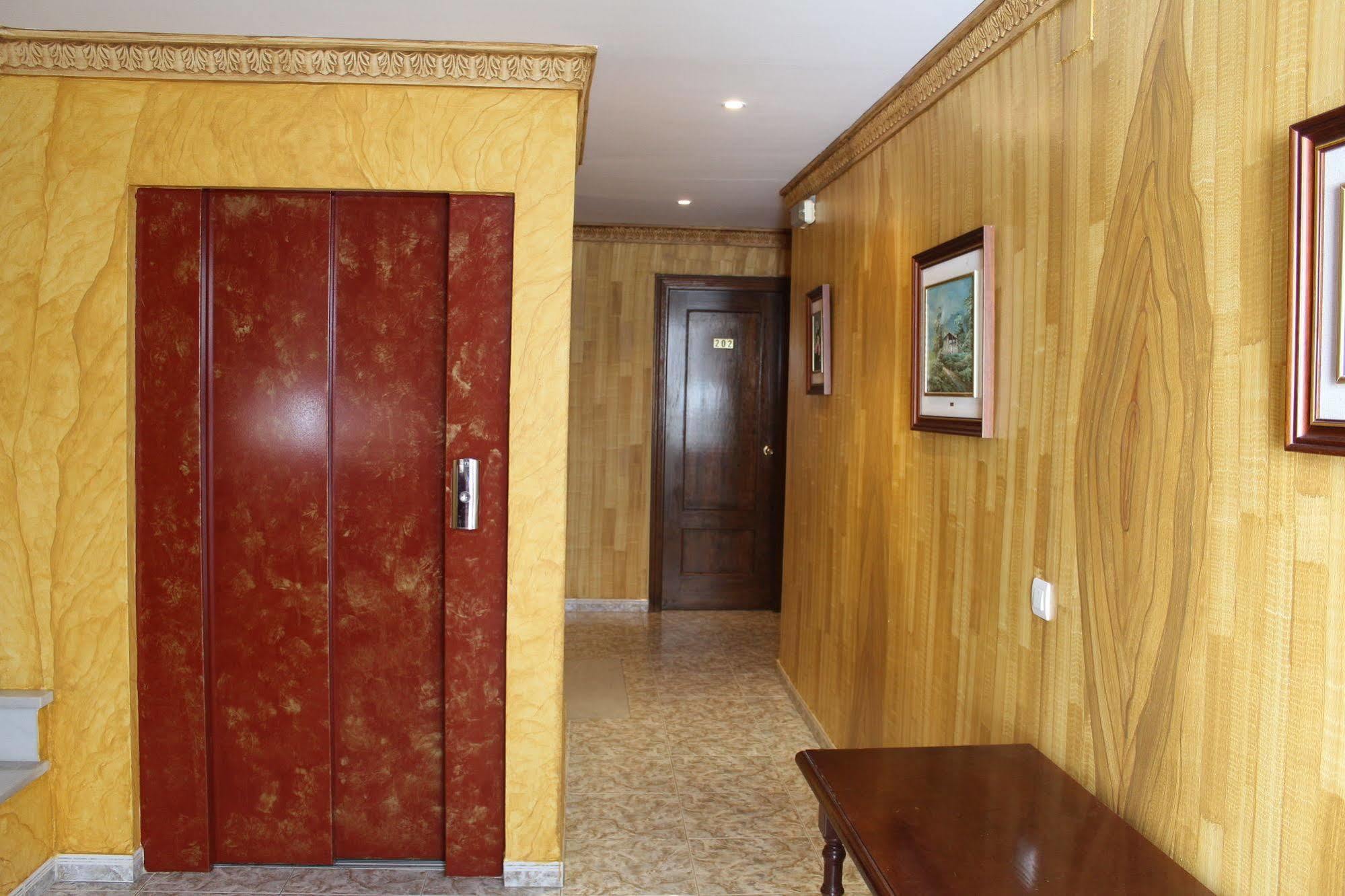 Hostal Doña Carmen Ronda Exterior foto