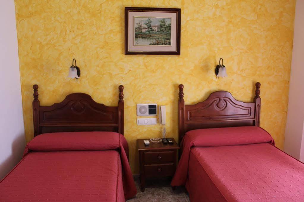 Hostal Doña Carmen Ronda Exterior foto