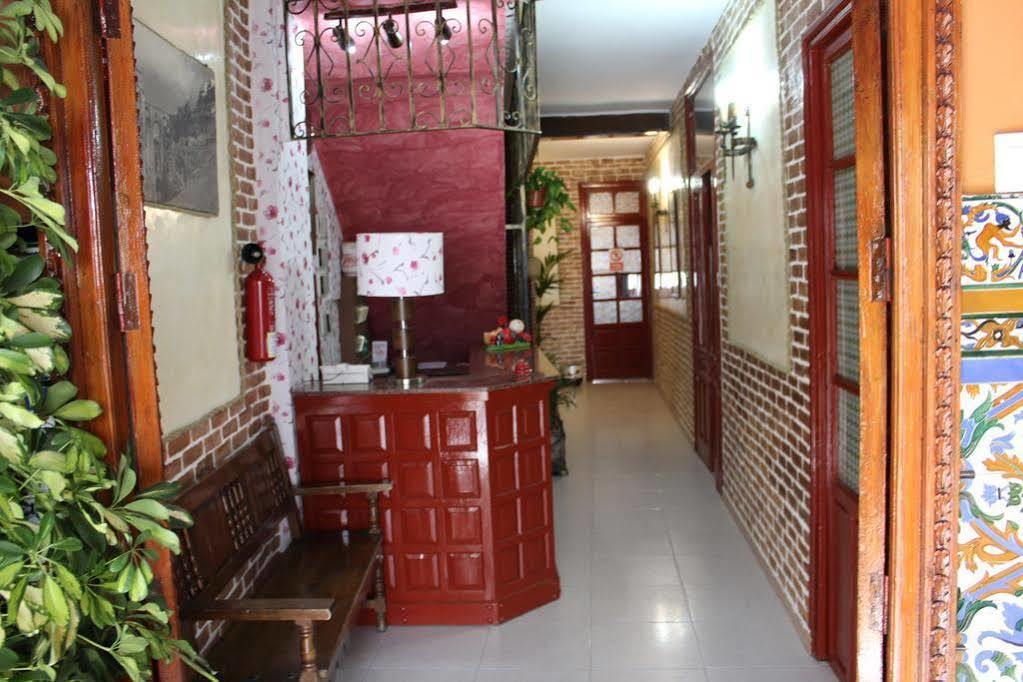 Hostal Doña Carmen Ronda Exterior foto